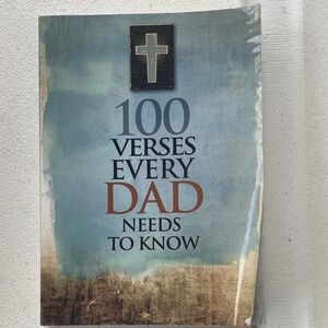 100 Verses Every Dad Needs to Know Book